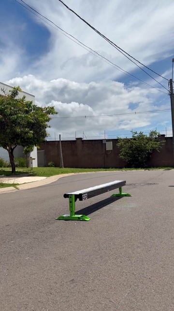 FS Tailslide